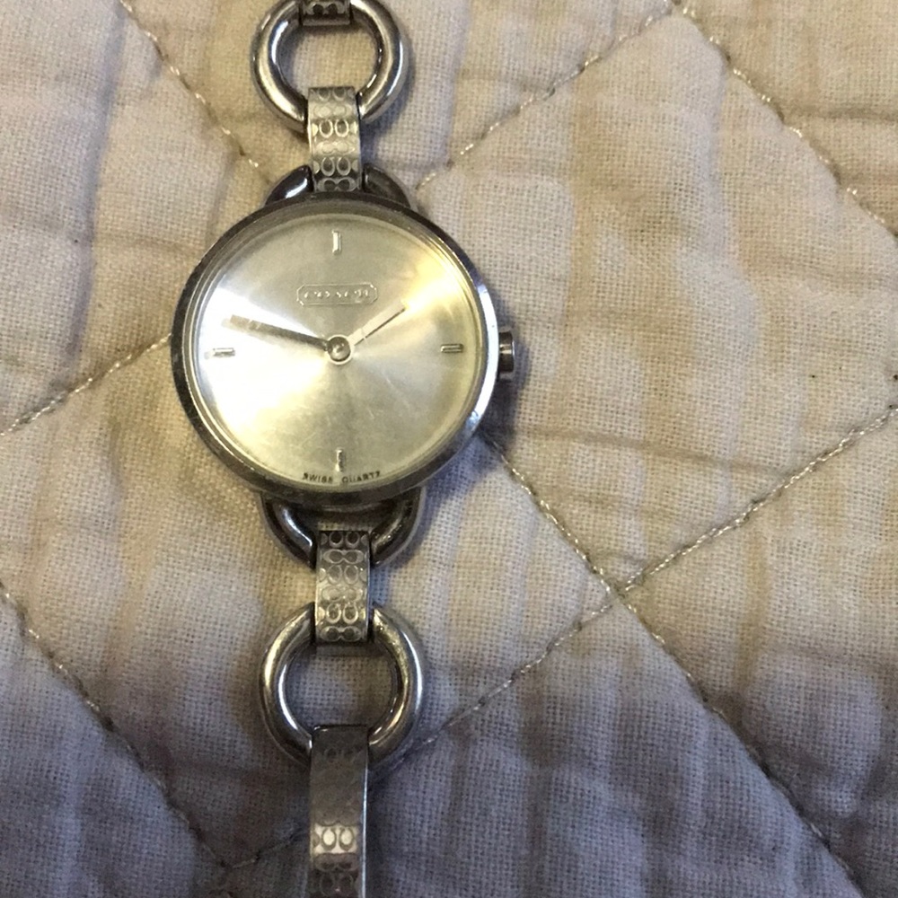 Coach watch - Picture 2 of 2